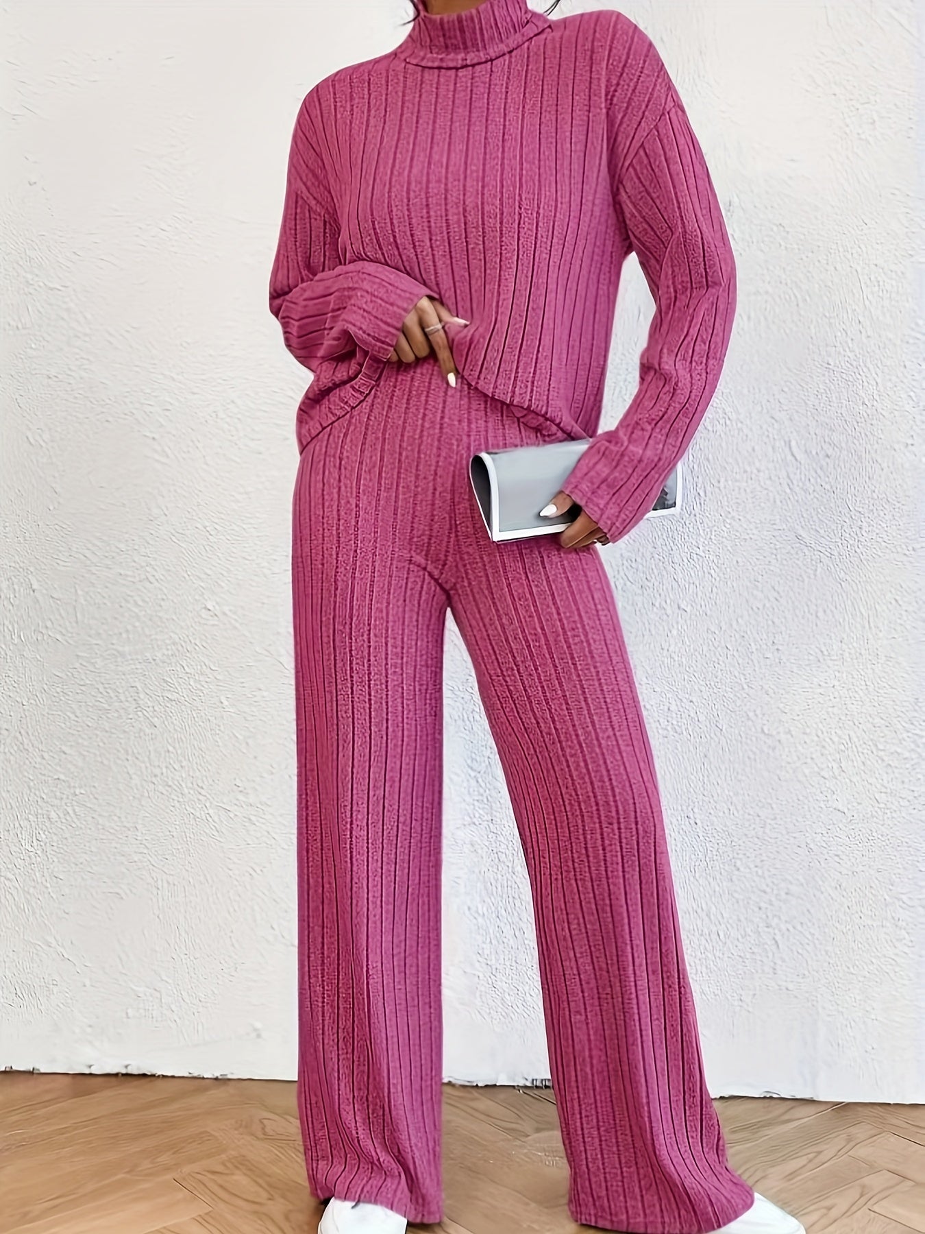 Willow - Effortless Wide-Leg Style Woman's Tracksuit