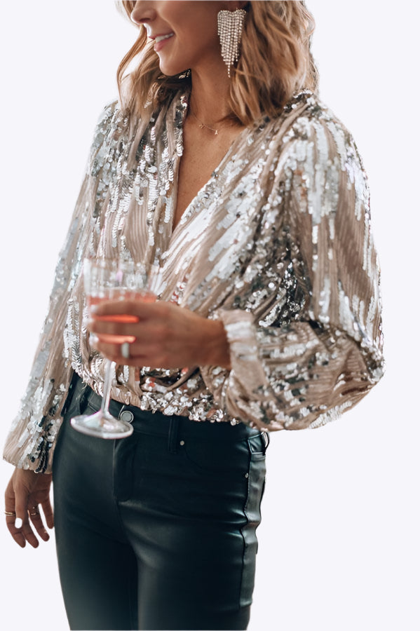 Gretchen - Effortless Modern Charm Women's Blouse
