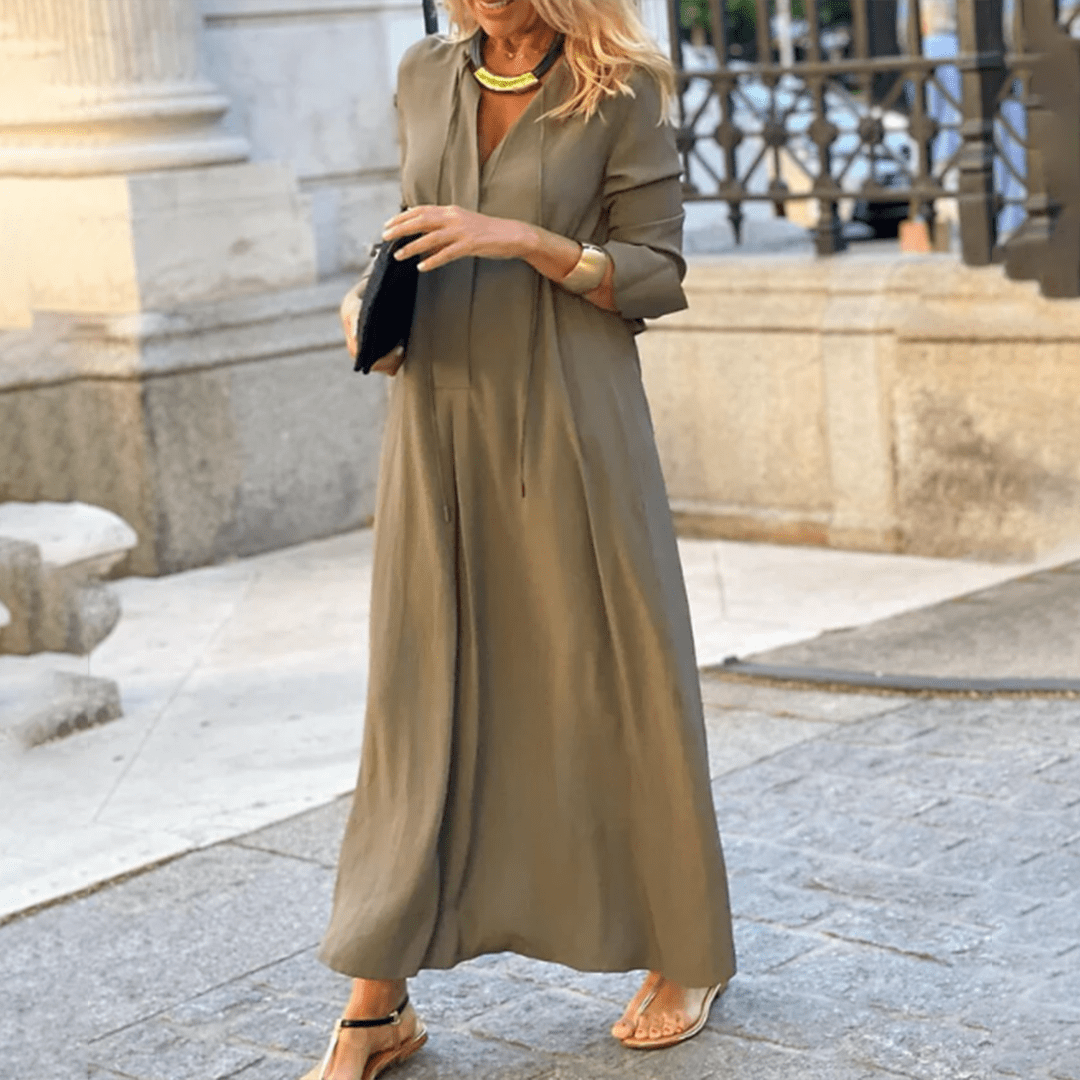 Gwendolyn - Lightweight & Breezy Feel Woman's Casual Maxi Dress