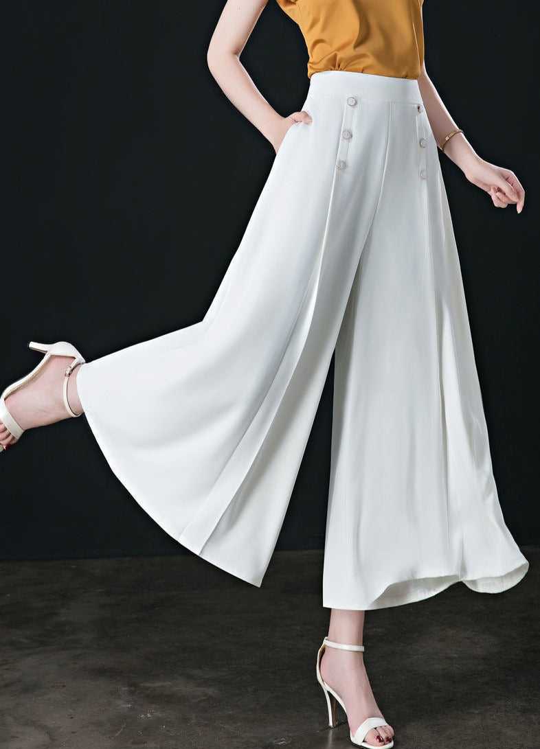 Zenna - Timeless Elegance Woman's Flare Trousers