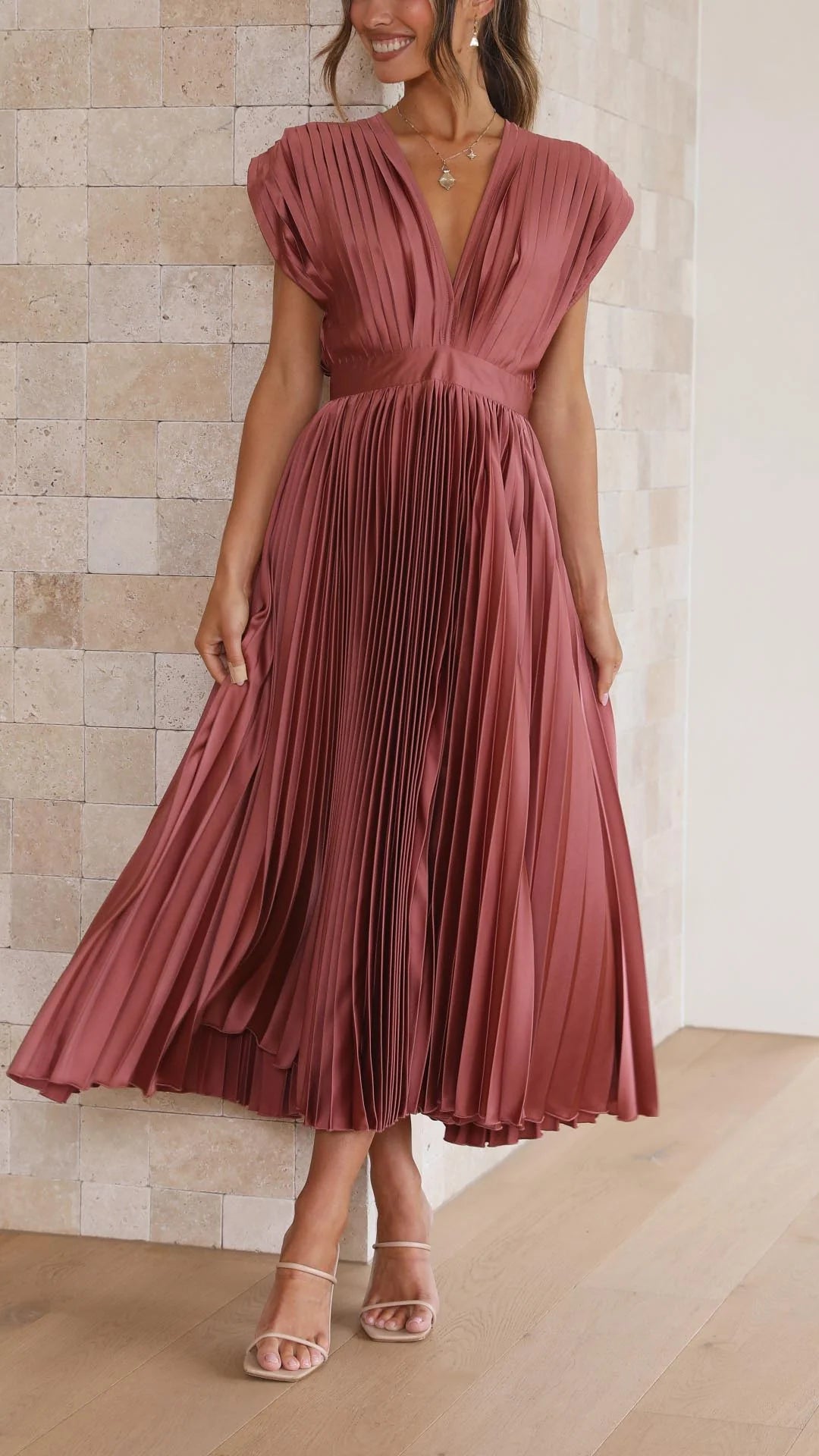 Laura - Casual Elegance with Tie Back Woman's Maxi Dress
