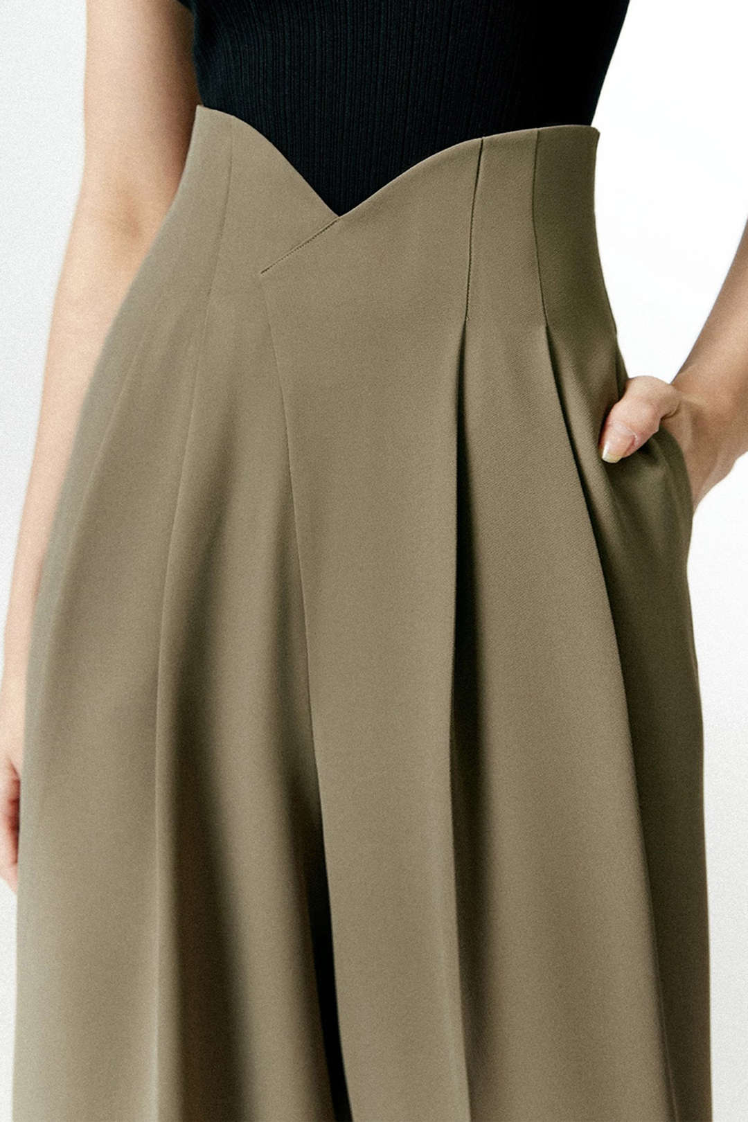 Pleated Asymmetrical Wide Leg Trousers Dreamardi