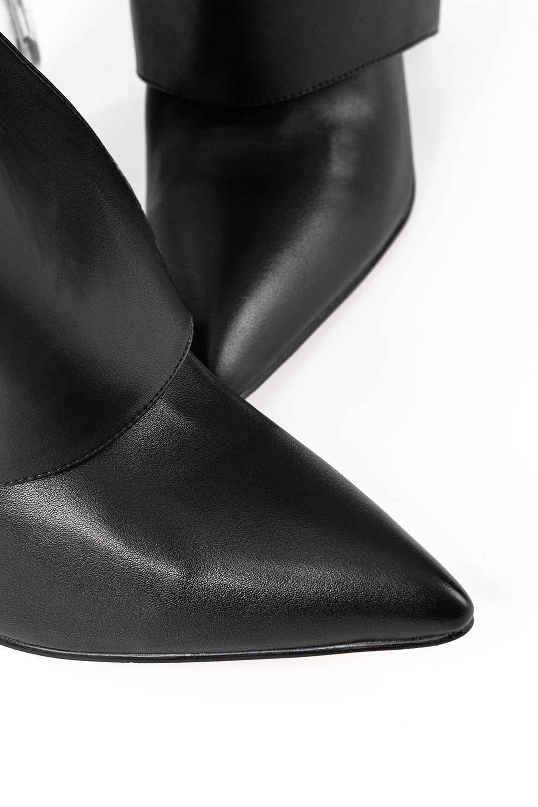 Metal Buckle Pointed Knee High Boots Dreamardi