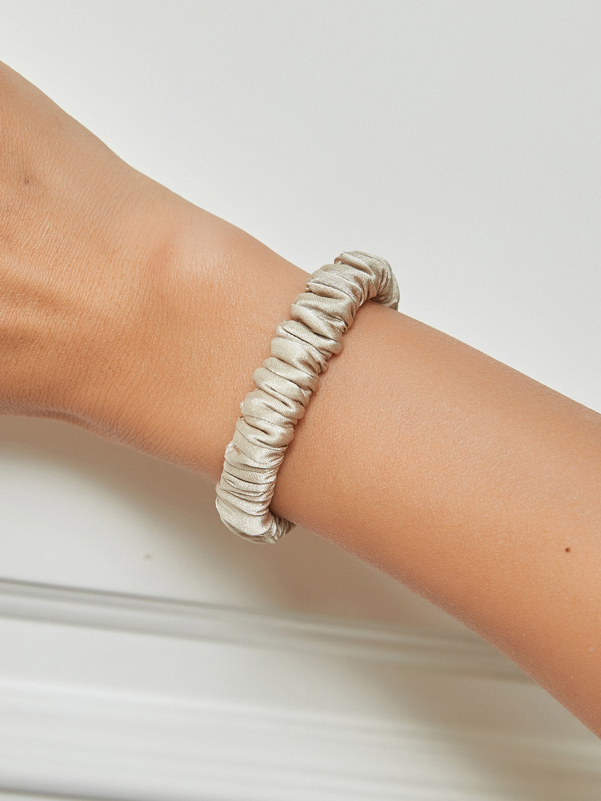 Zijdezachte magere scrunchie Dreamardi