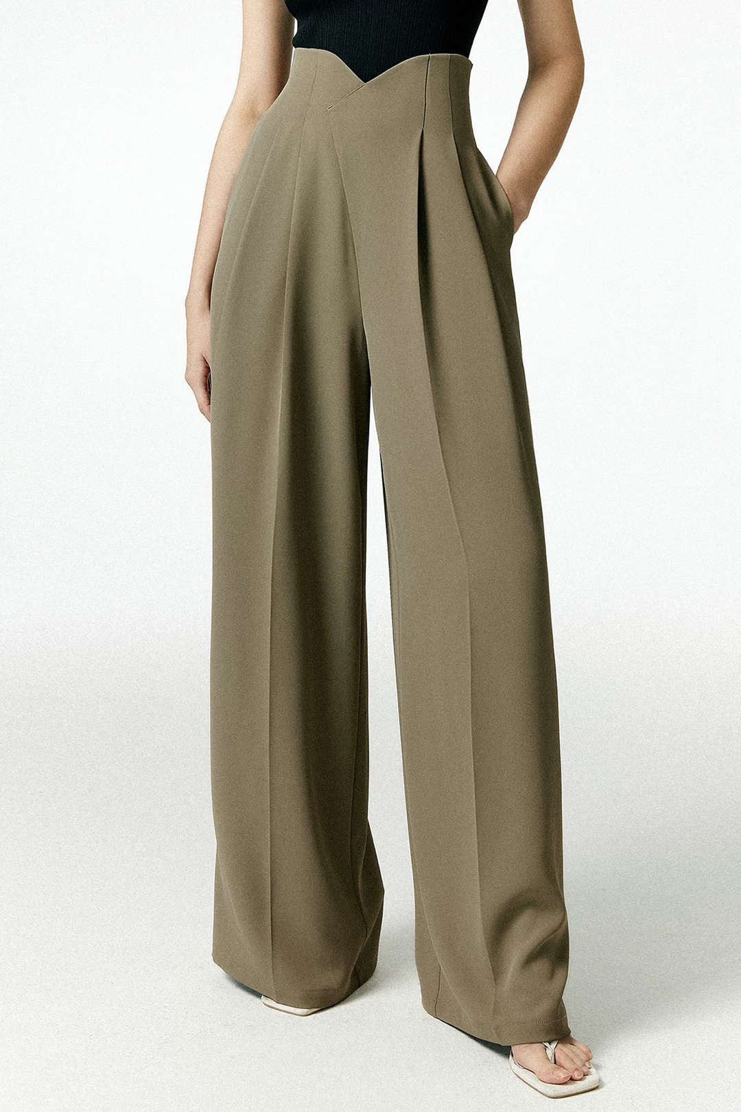 Pleated Asymmetrical Wide Leg Trousers Dreamardi