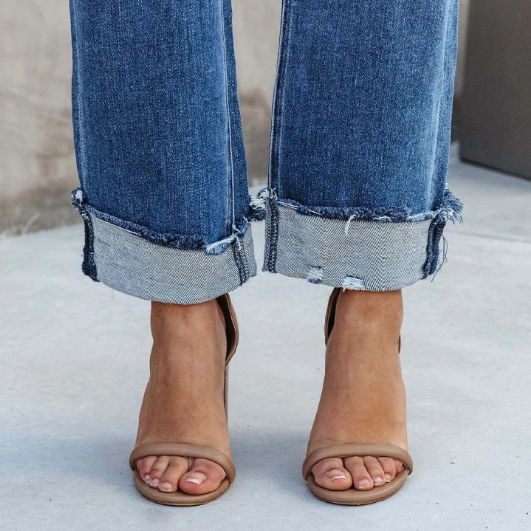 Uma - Timeless Chic Design Woman's Jeans