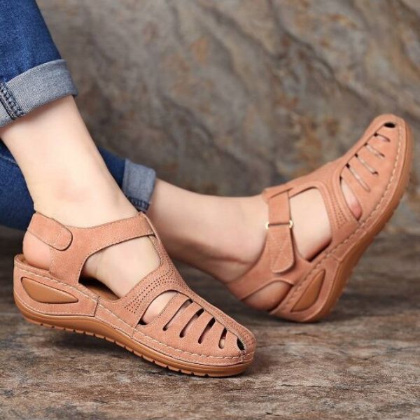 Hannelore - Timeless Vintage Charm Woman's Sandals