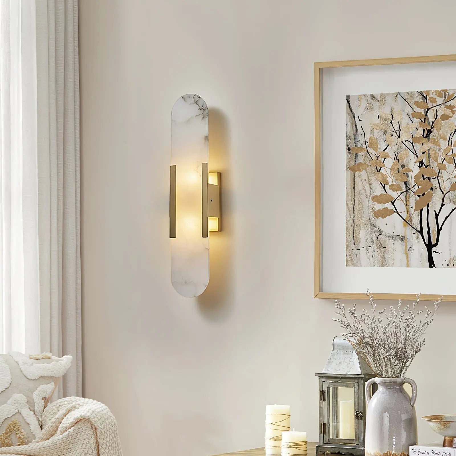 AlabasterGlow | Elegante Wandleuchte met Messing Accenten Dreamardi