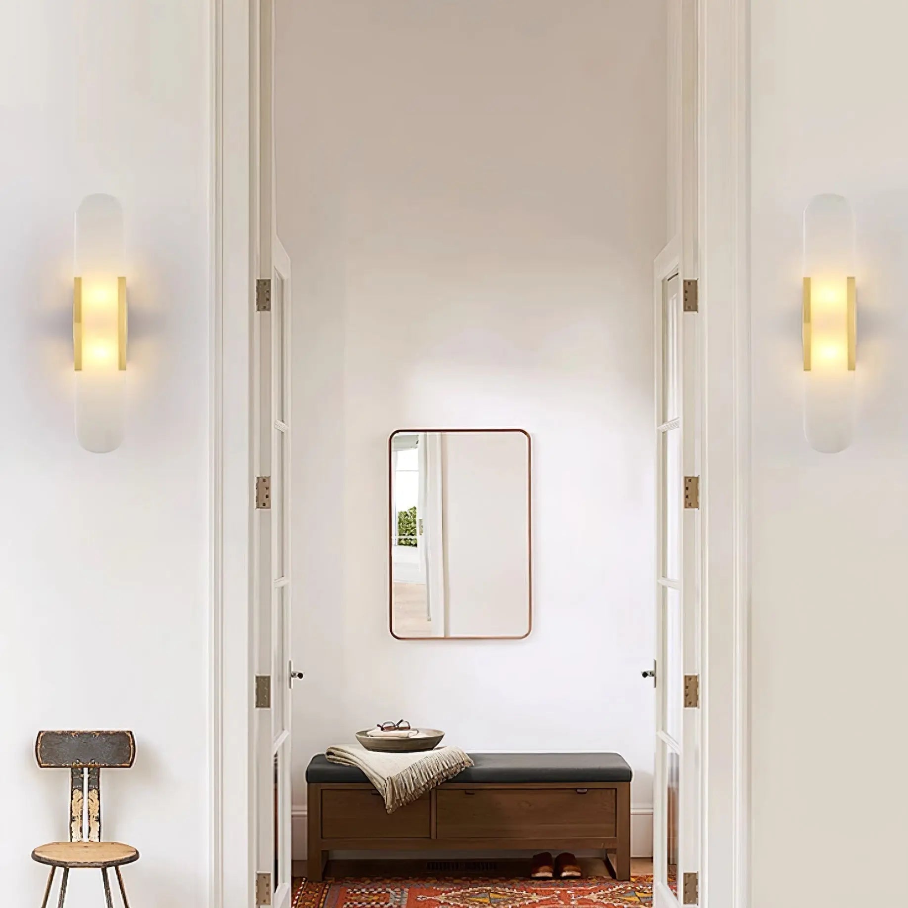 AlabasterGlow | Elegante Wandleuchte met Messing Accenten Dreamardi