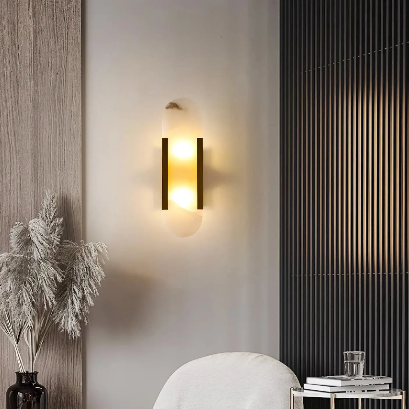 AlabasterGlow | Elegante Wandleuchte met Messing Accenten Dreamardi
