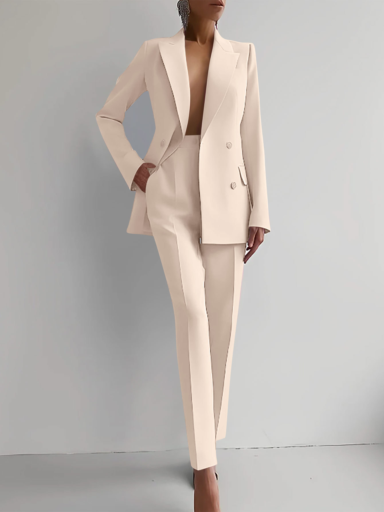 Eletta - Modern Fitted Woman's Suit