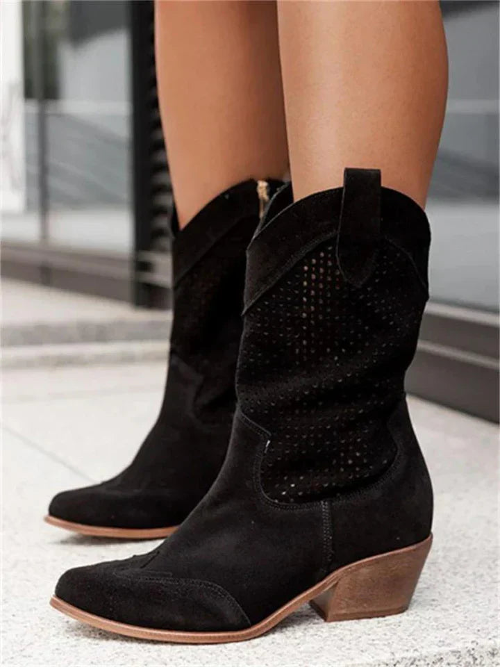 Xena - Classic White Rodeo Women's Boots