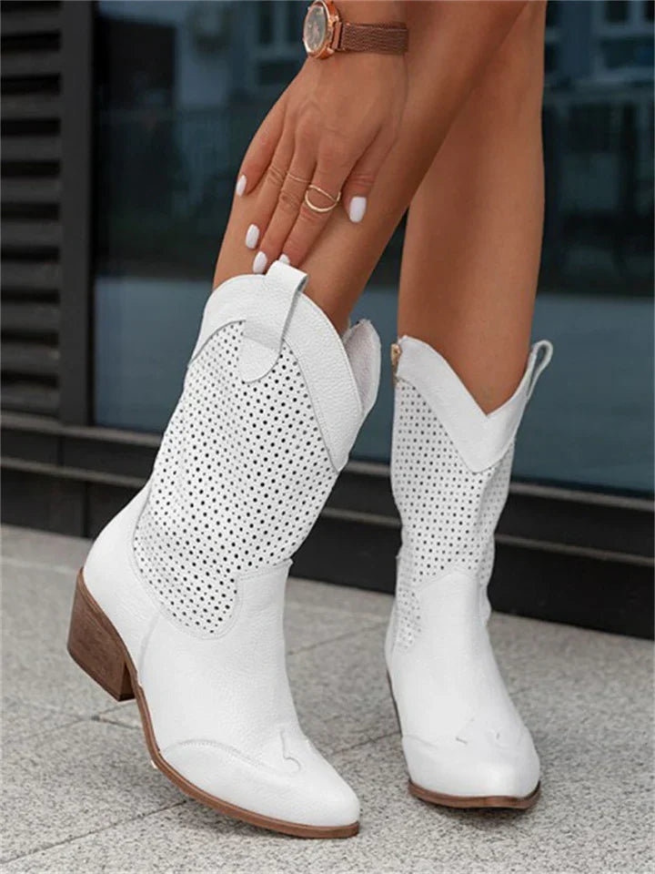 Xena - Classic White Rodeo Women's Boots