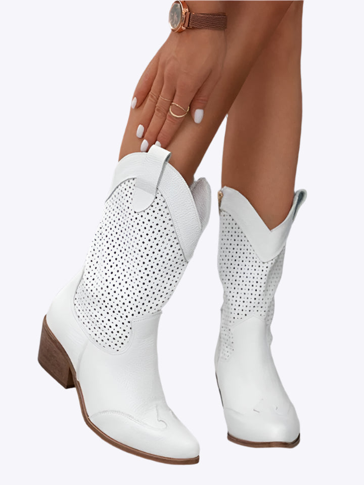 Xena - Classic White Rodeo Women's Boots