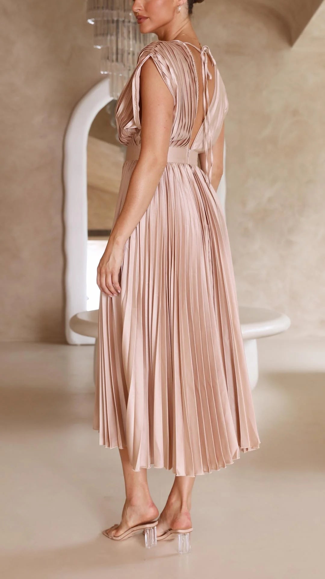 Laura - Casual Elegance with Tie Back Woman's Maxi Dress