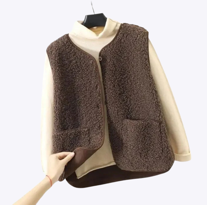 Odelia - Soft Warm Layering Woman's Vest Dreamardi