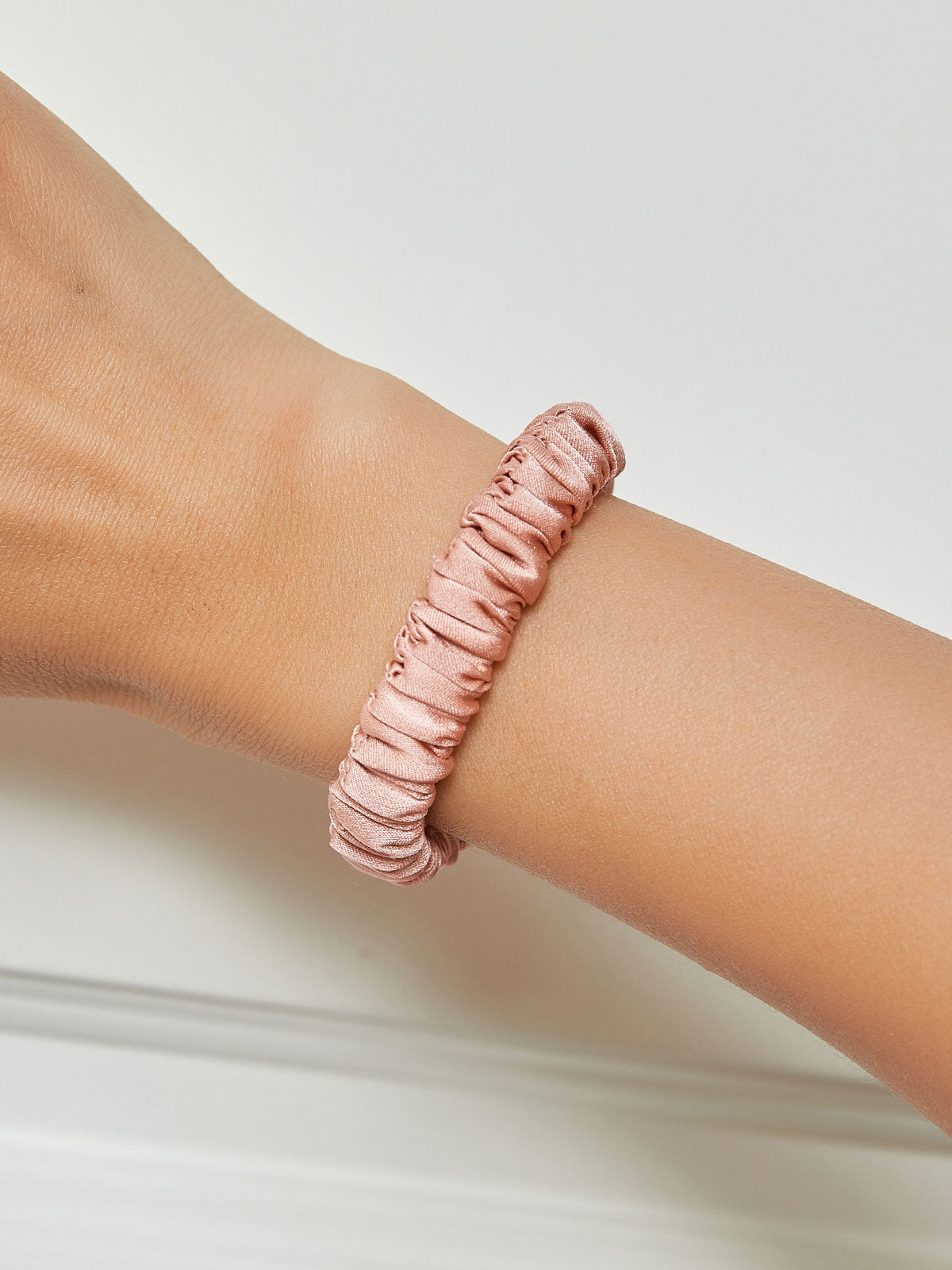 Zijdezachte magere scrunchie Dreamardi
