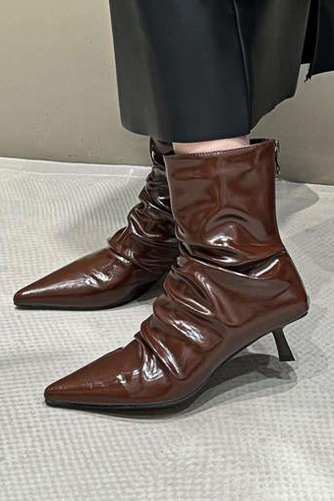 Polly - Wrinkled Chic Design Woman's Pointed Ankle Boots Dreamardi