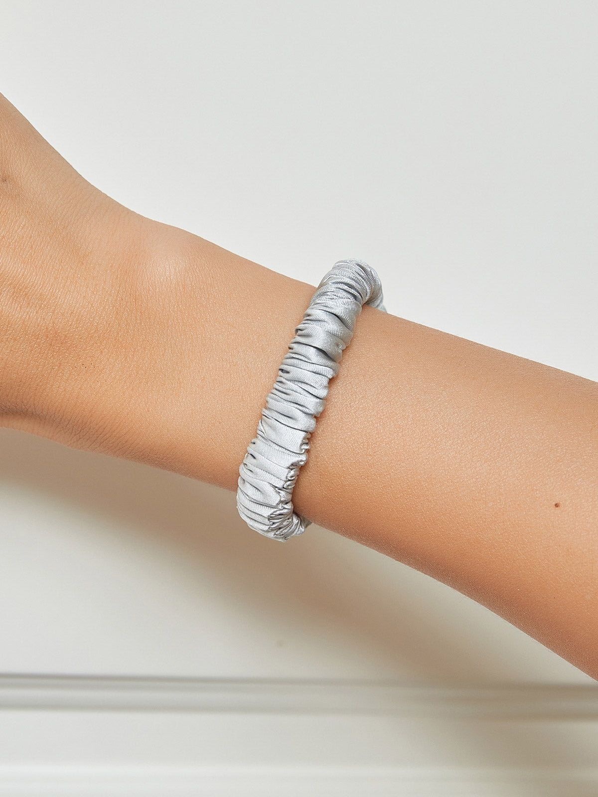 Zijdezachte magere scrunchie Dreamardi