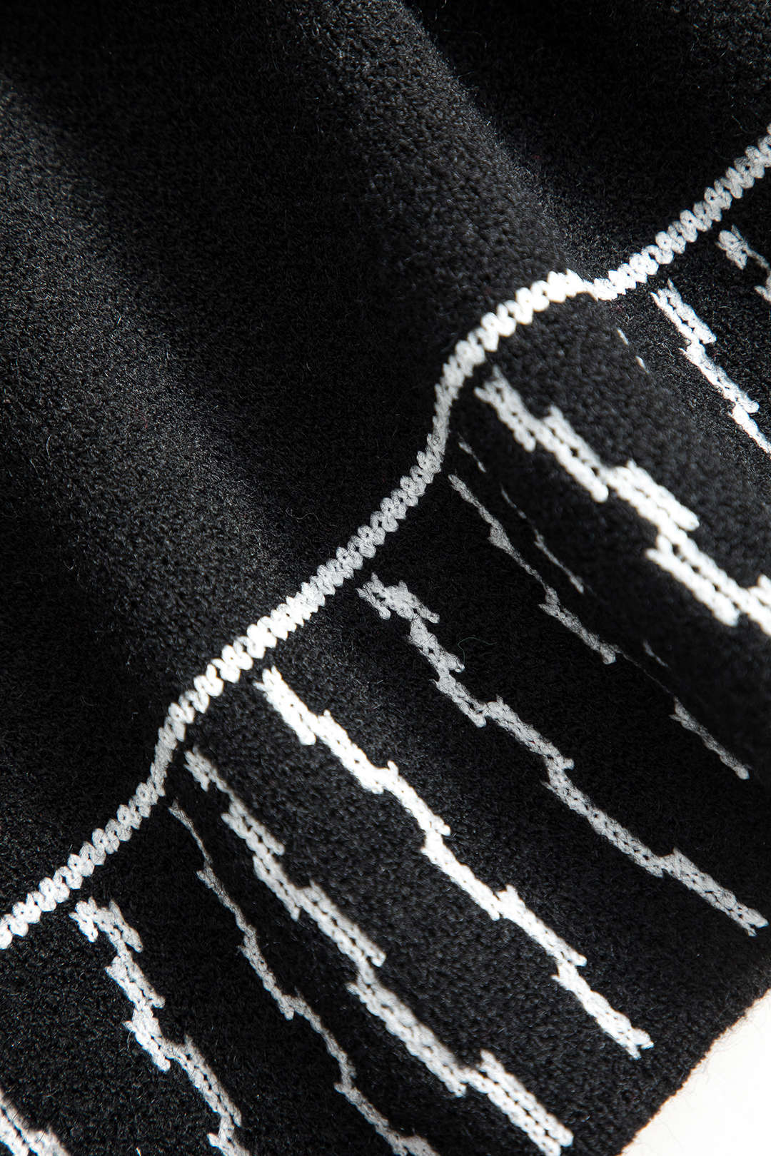 Line Pattern Sweater Cardigan Dreamardi