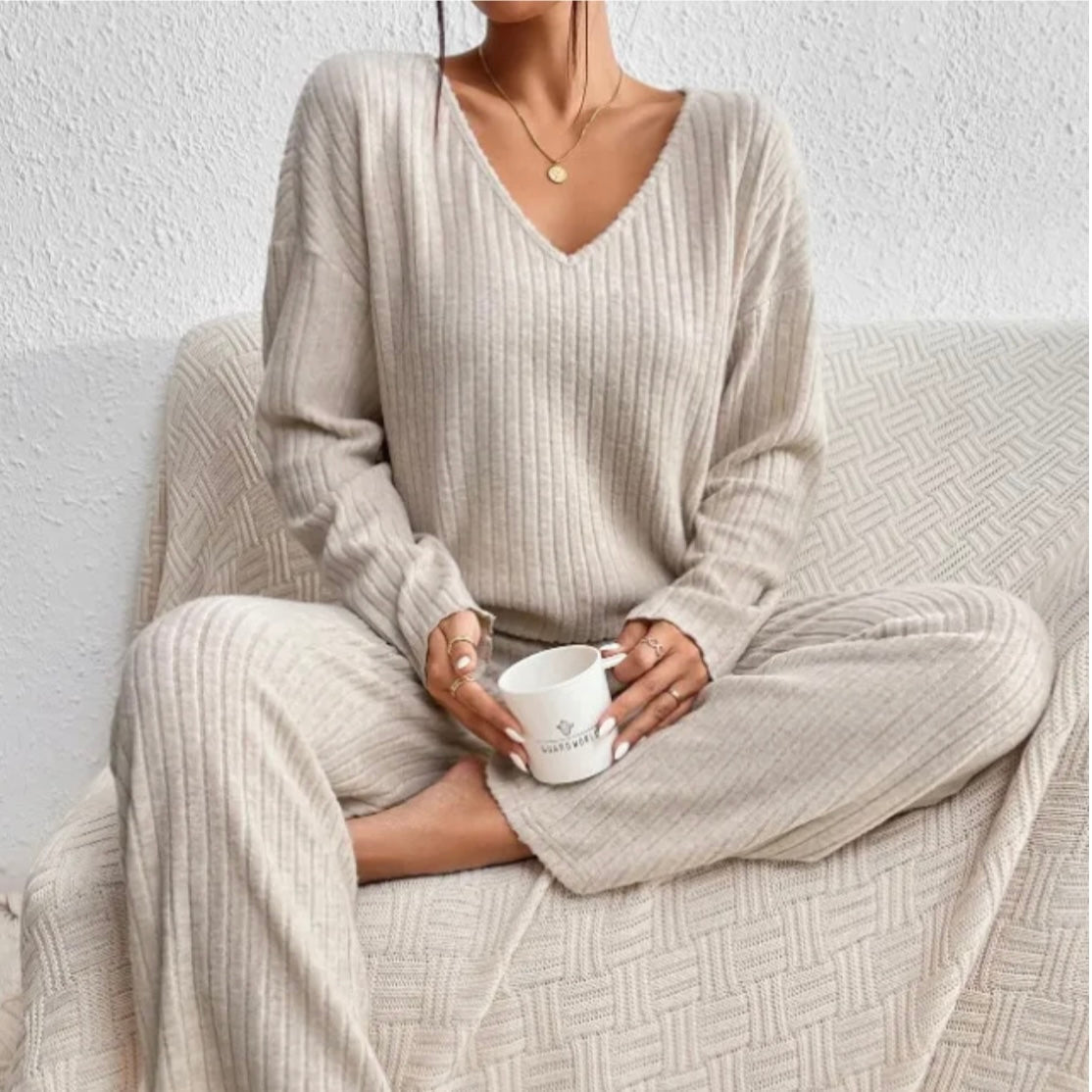 Evangeline - 2-Teiliges Lounge-Set - Rippmuster Dreamardi