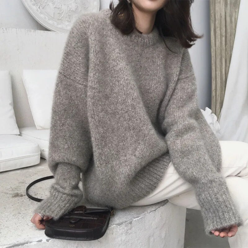 Arabella - Elegant & Cozy Knit Woman's Long-Sleeved Sweater