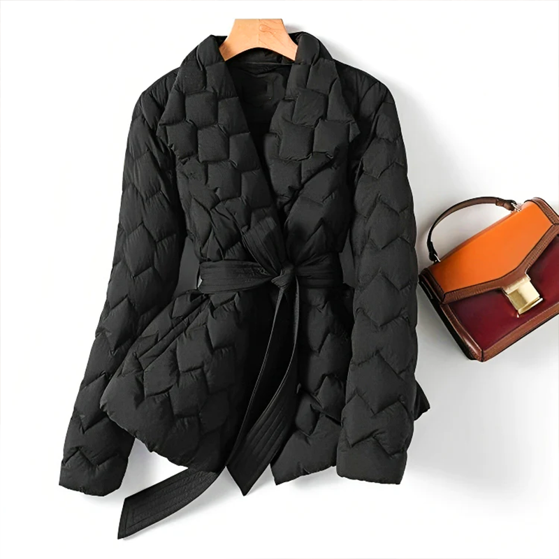 Dyna - Stylish Winter Ready Woman's Puffer Jacket